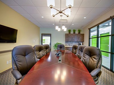A complete Business Centre with full service conference room is available.
